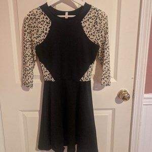 Manito Women's Black Leopard Dress